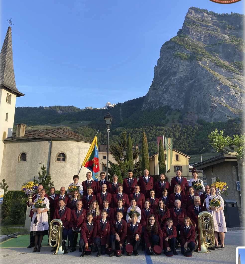 Photo de groupe de la Fanfare Union Instrumentale Leytron
